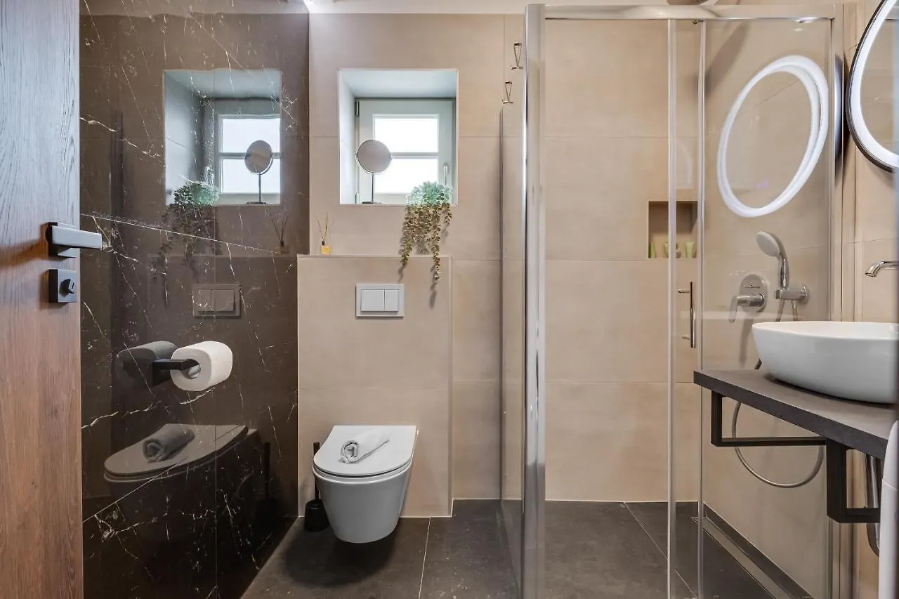 Teona Luxury Apartment With 2 Rooms And Terrace Sea View Sali