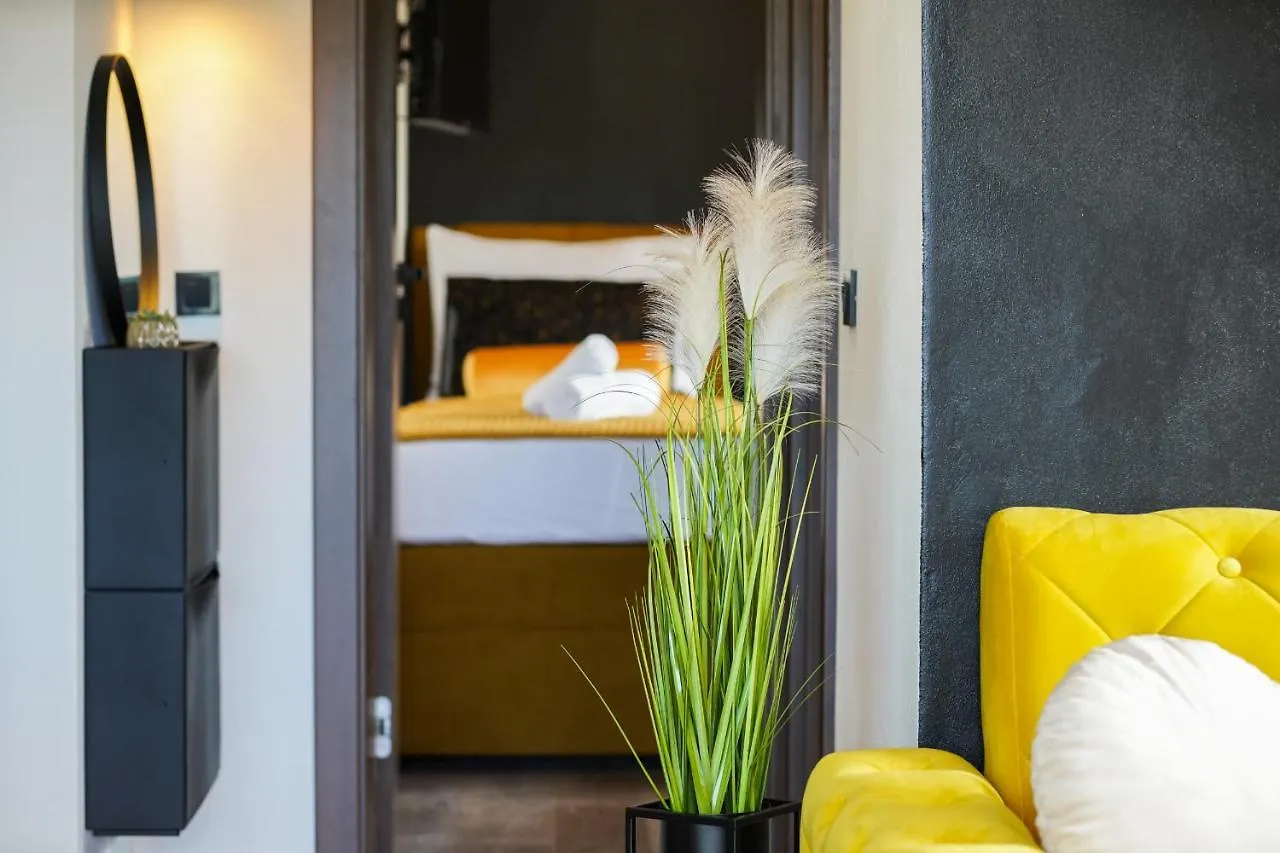 Teona Luxury Apartment With 2 Rooms And Terrace Sea View Sali