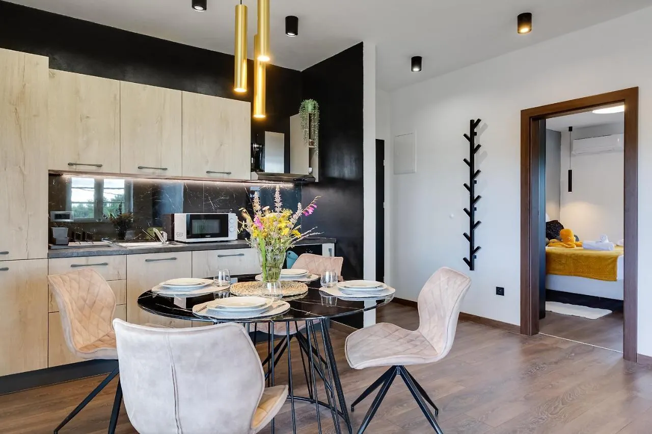 Teona Luxury Apartment With 2 Rooms And Terrace Sea View Sali