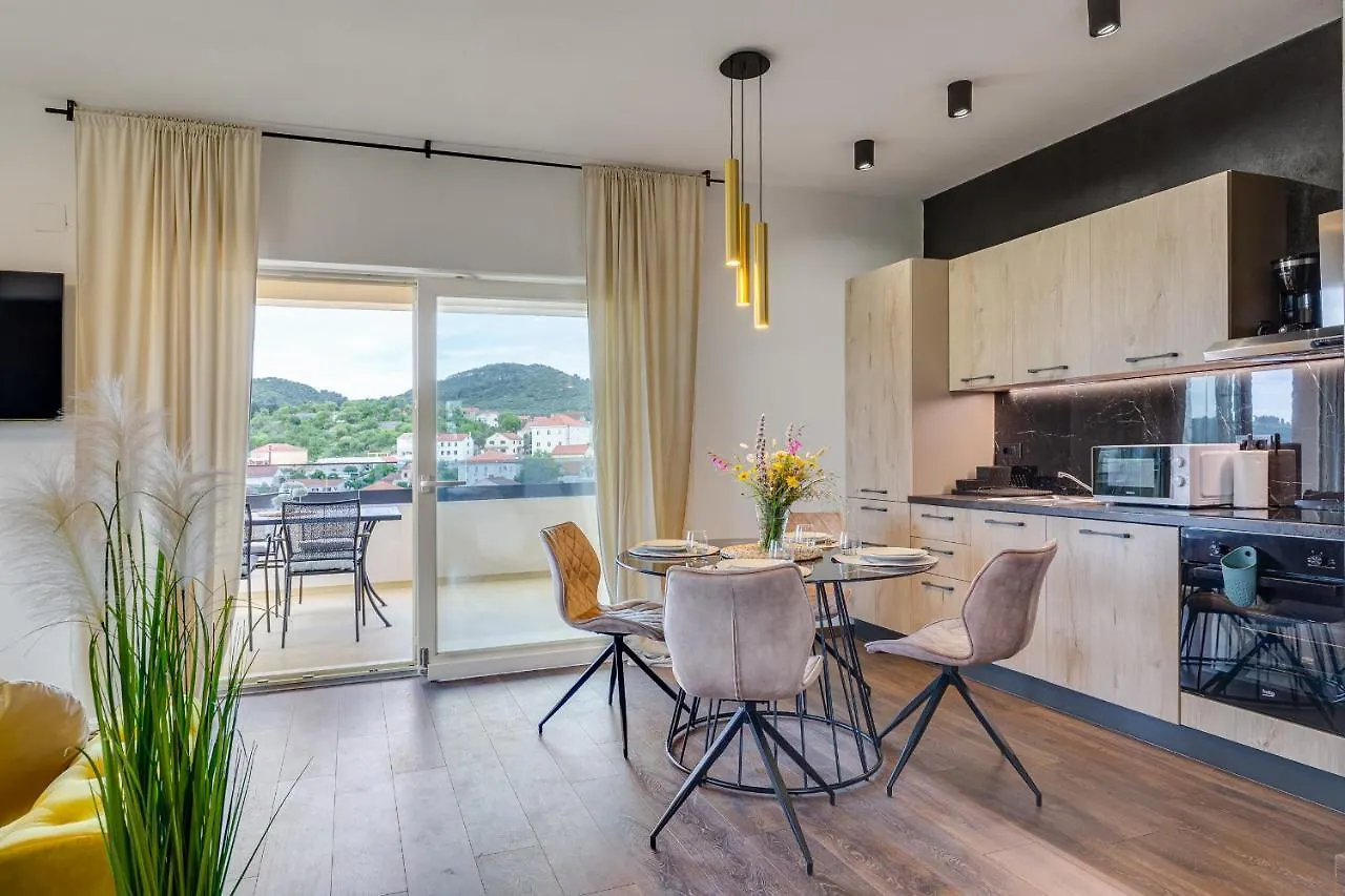 Teona Luxury Apartment With 2 Rooms And Terrace Sea View Sali